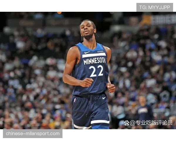 勇士队维金斯状态回暖 其侧翼防守对球队体系至关重要